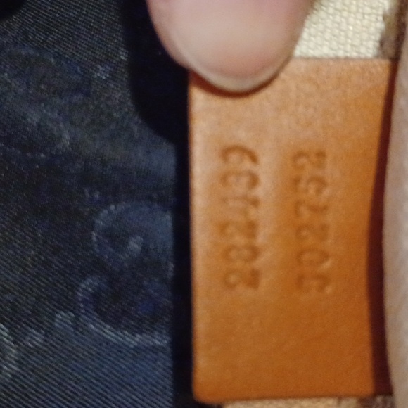 Gucci GG *Rare* Black Canvas w/Brown Leather Handle Tote Bag - Picture 7 of 8